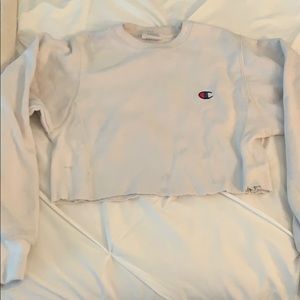 White cropped champion hoodie